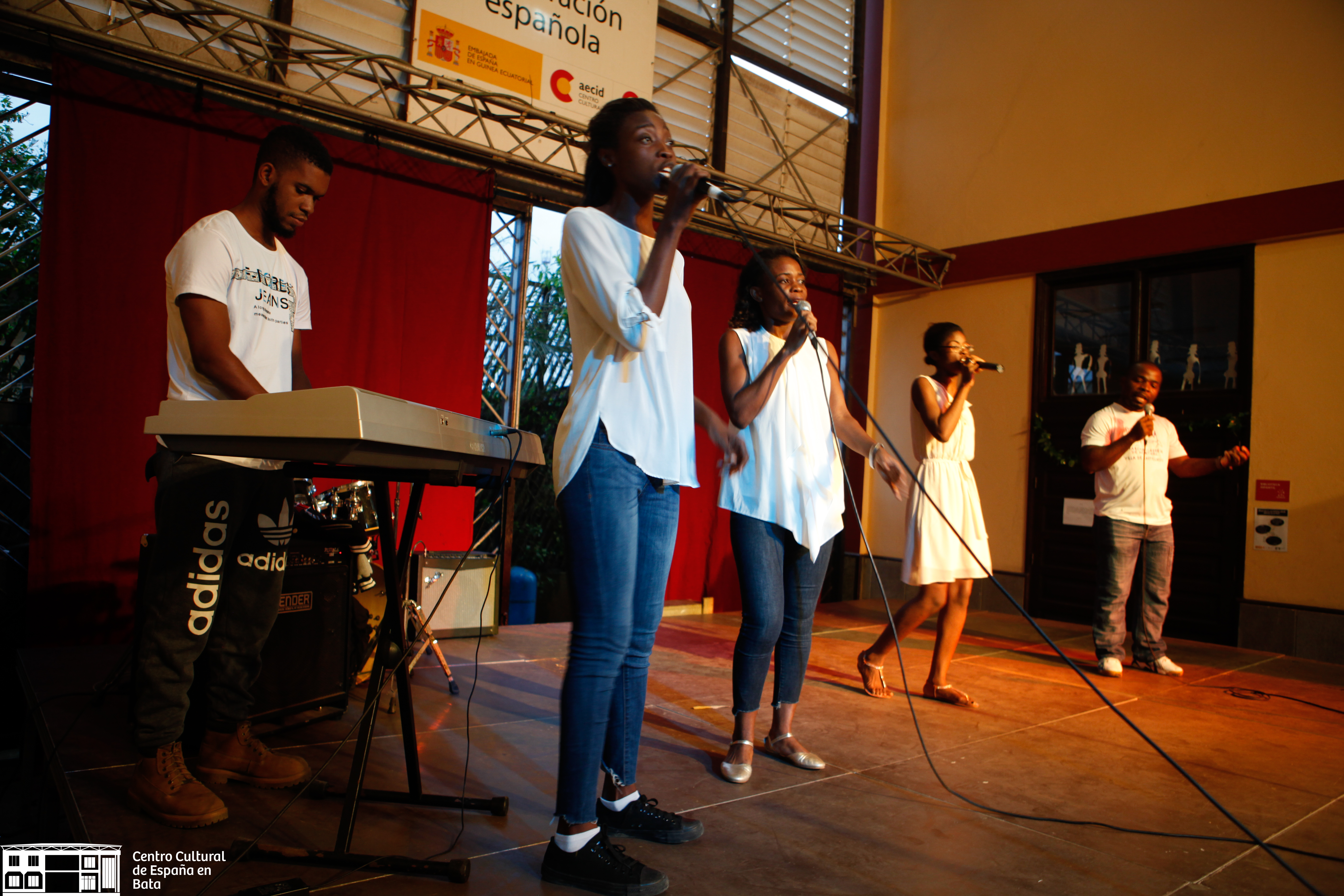 Concierto de Gospel de los grupos Good News y River Voice