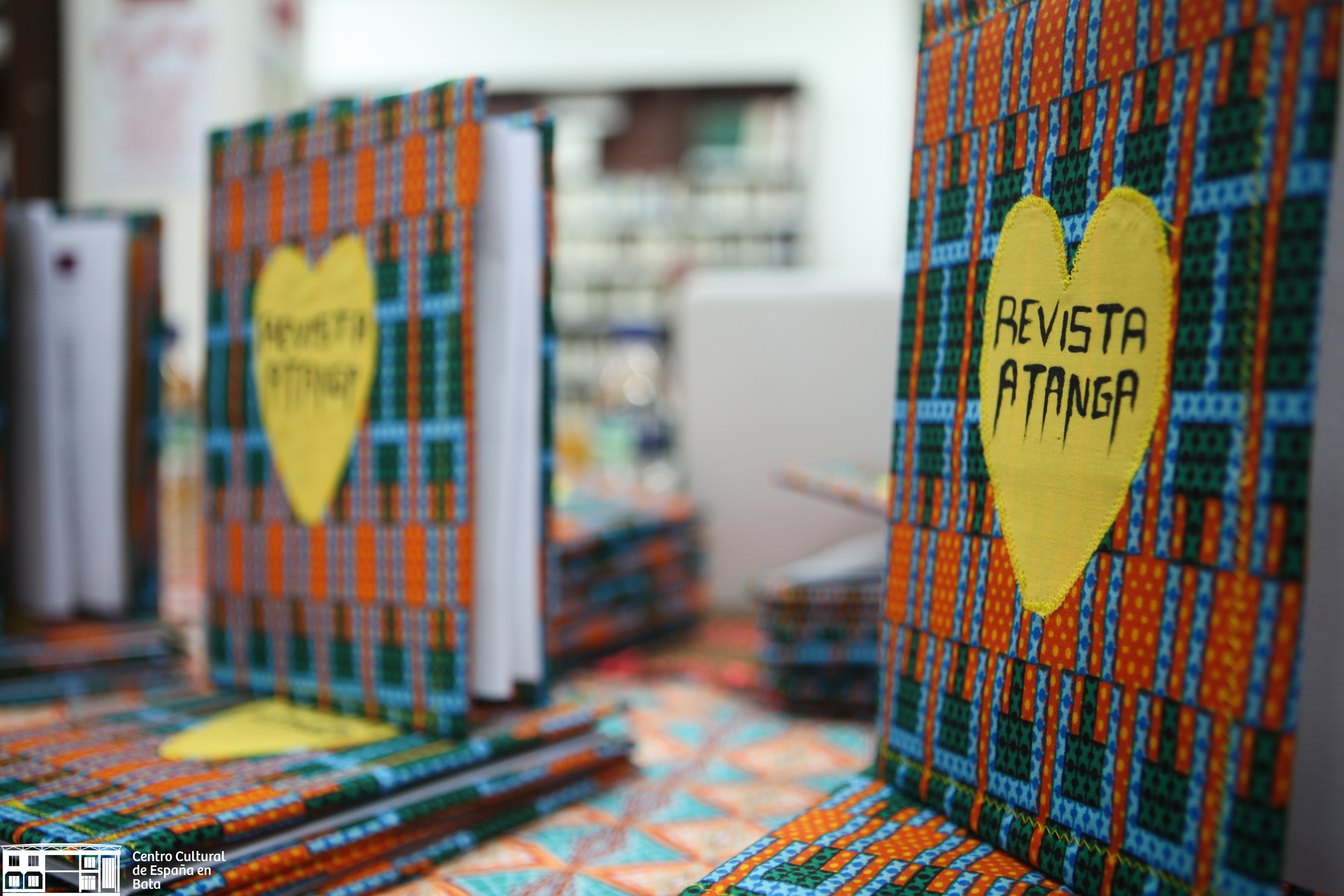 Revista Atanga y Contando Guinea