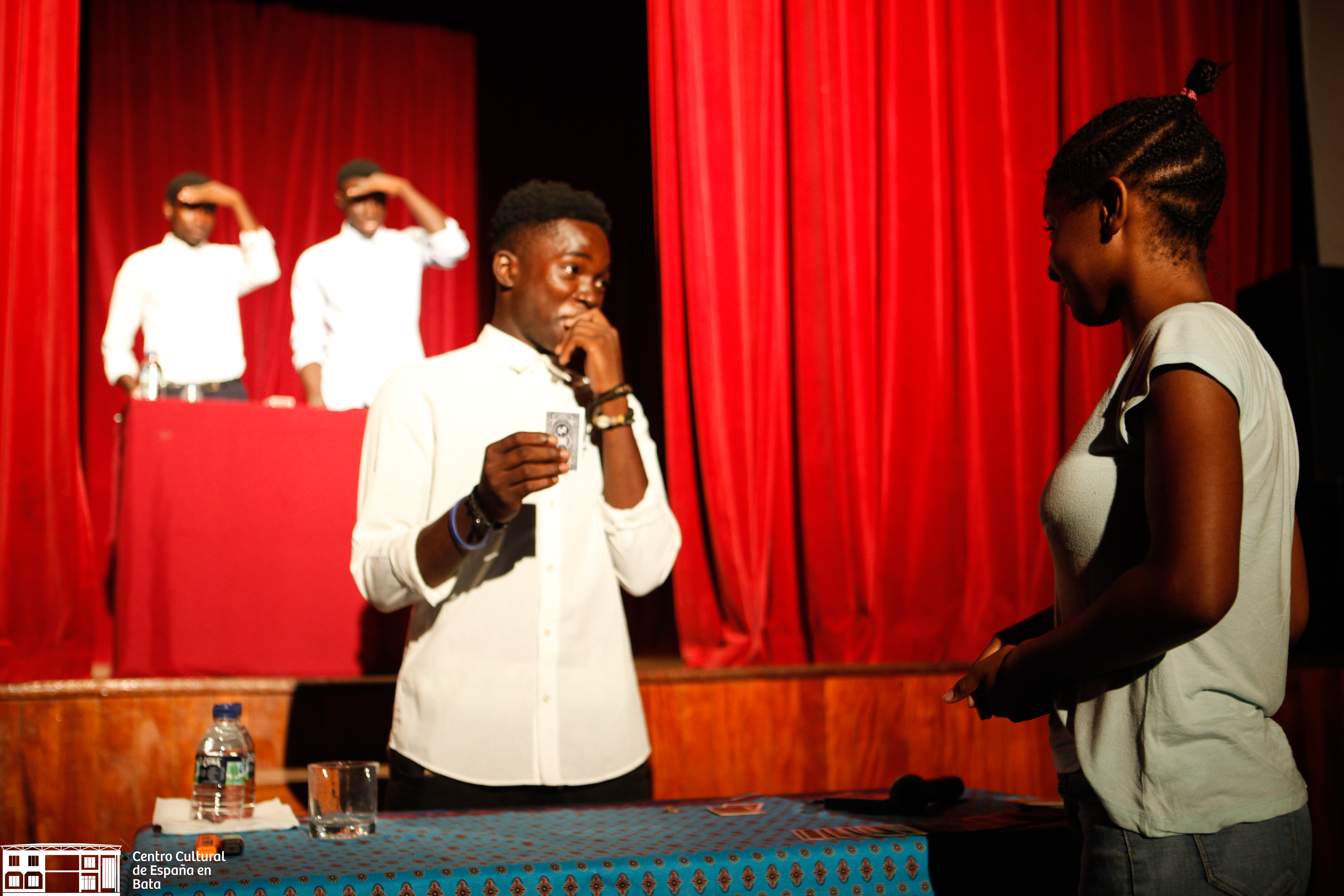 La nueva generacin de magos en Bata